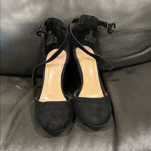 Elegant Black Women's Shoes